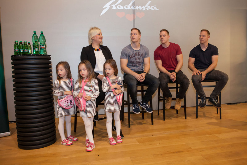 Mali i veliki trojčeki