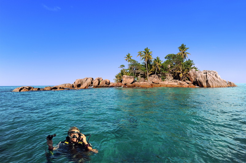 STB 17 Diving St Pierre