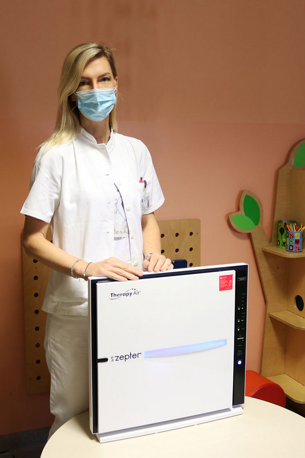 Izv prof dr sc Masa Malenica vertikalno