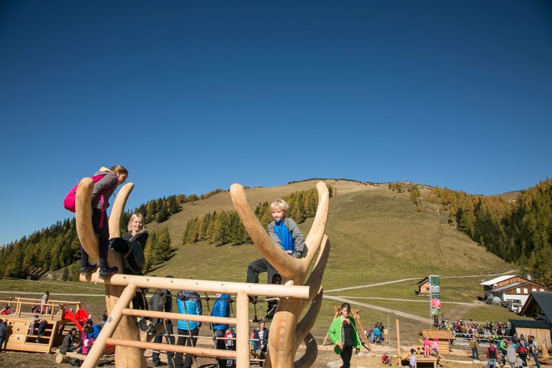 Aflenzer Bürgeralm Naturerlebnisspielplatz c Naturerlebnis Bürgeralm Klaus Morgenstern1