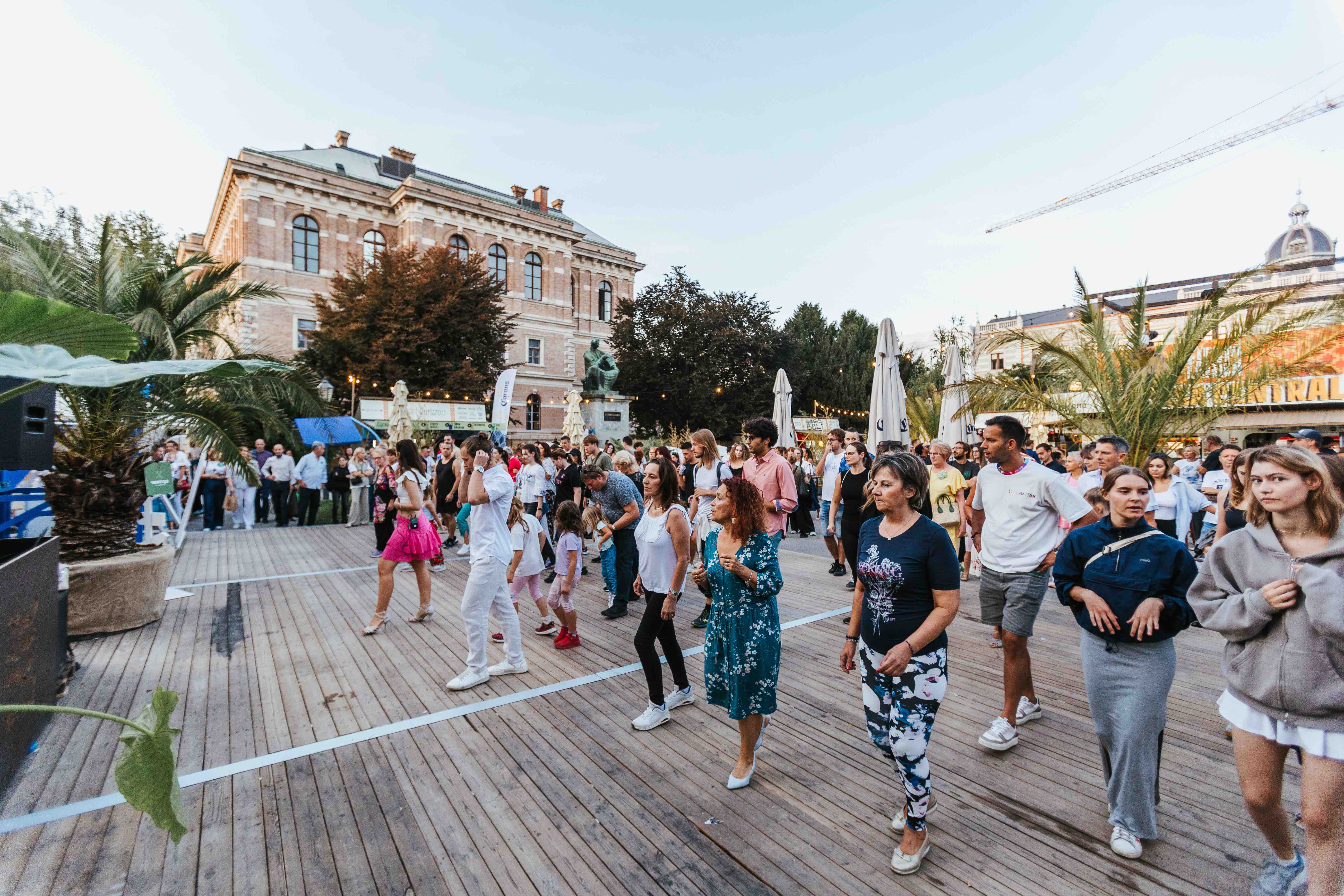 Plesne radionice svaki dan pocinju u 1930h ne treba prijava i besplatne su
