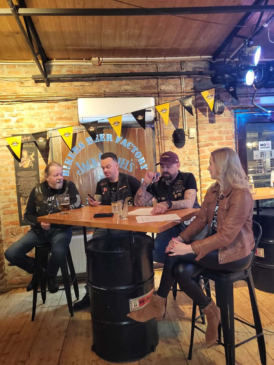 663e8e2b 1926 4042 b93c 7dc629462b4f