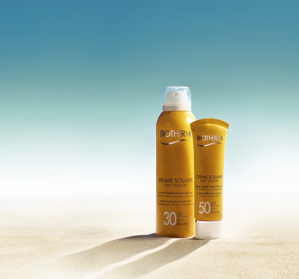 dry  7   107 construc fond CDaplat copie cr