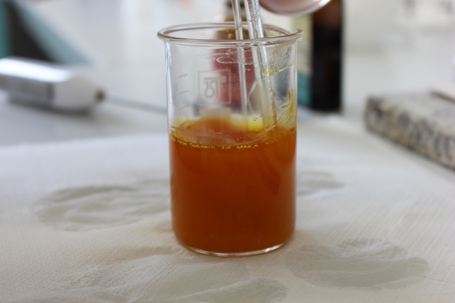 21 - Pocîetak lijevanja vodene faze u masnu