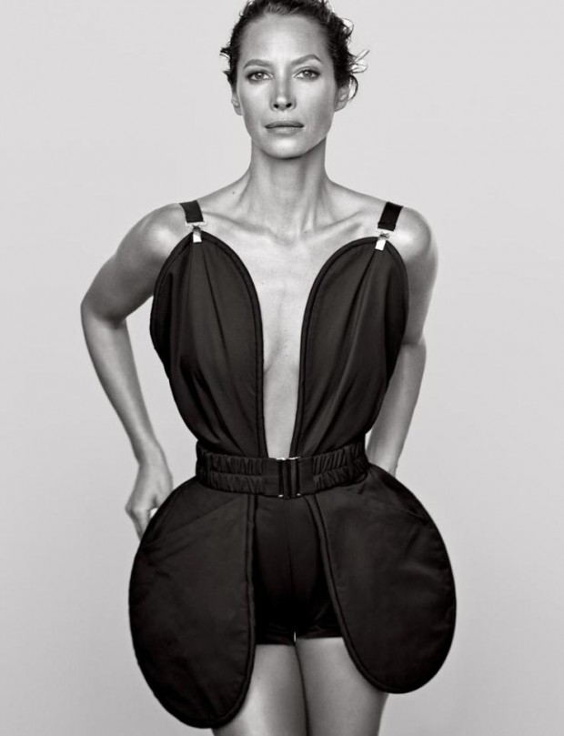 christy-turlington-by-mikael-jansson-for-wsj-magazine-march-2016-1-620x809