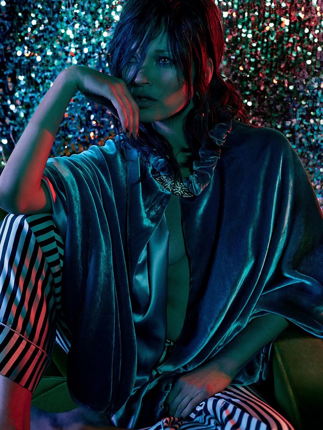 Kate-Moss British-Vogue-December-2014-09