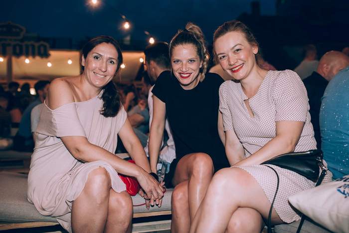 Corona Sunsets Session Pop up bar 7