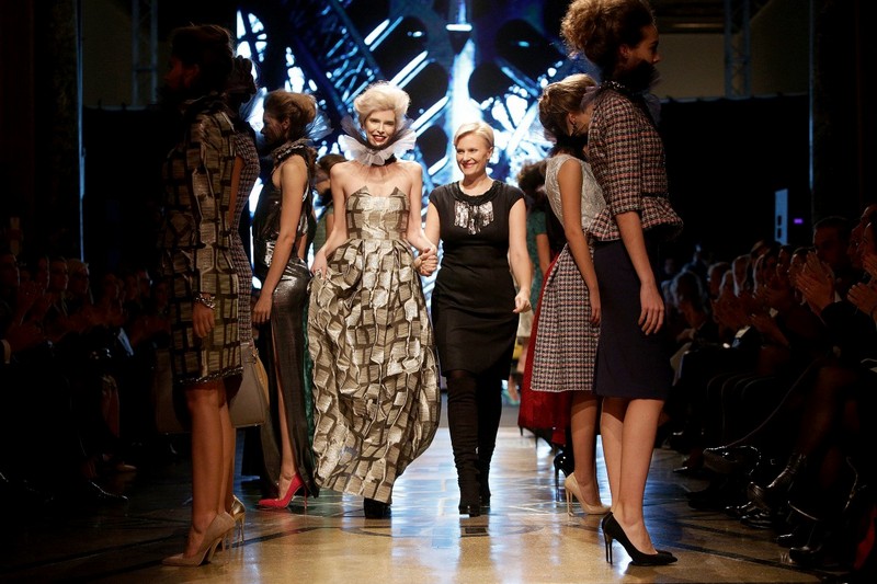 1. Klara Cadieux i Kristina Salinovic