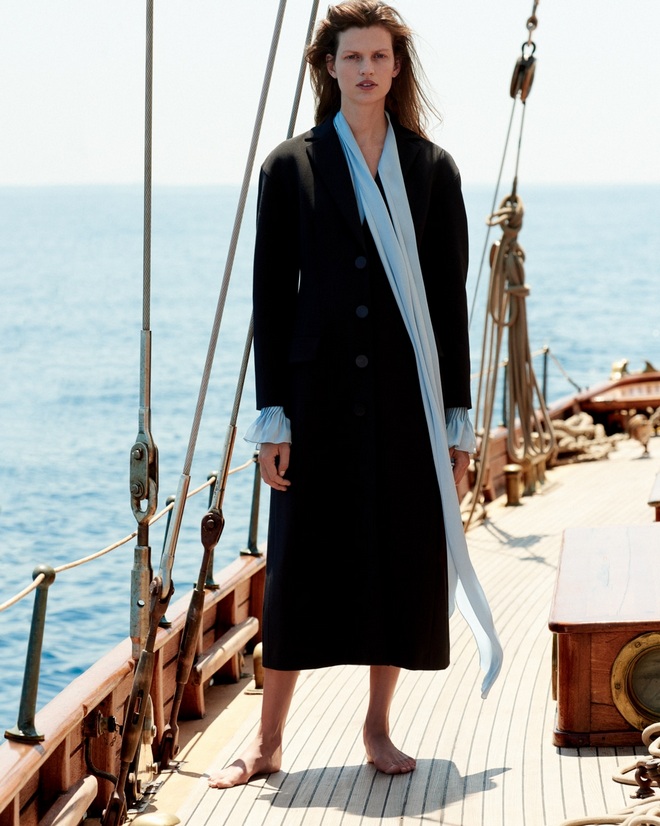 Harpers Bazaar Spain October 2018 Bette Franke Paul Bellaart 1