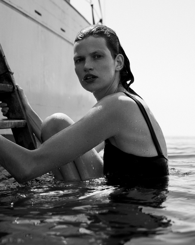 Harpers Bazaar Spain October 2018 Bette Franke Paul Bellaart 1