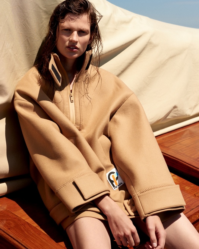 Harpers Bazaar Spain October 2018 Bette Franke Paul Bellaart 1