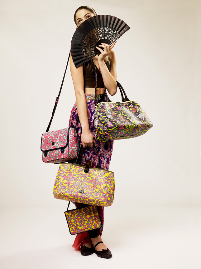 tales-of-spain-by-loewe-6