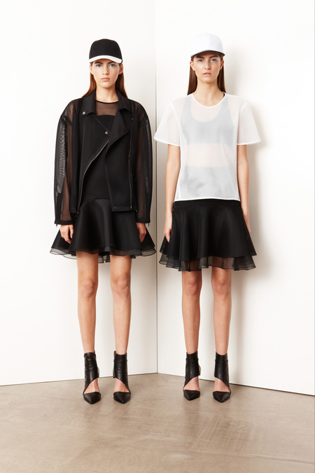 DKNY 012 1366.450x675