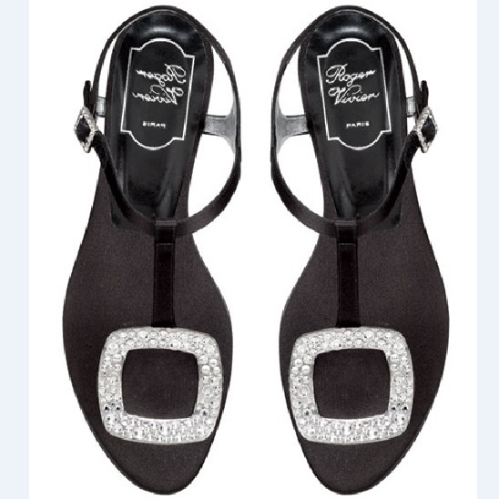 Roger-Vivier-Thong-Black-Satin-Flat-Sandals-608