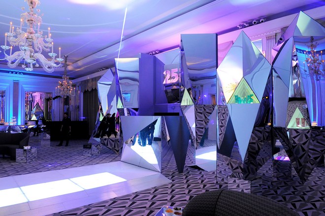 186187773BS00031 John Fried