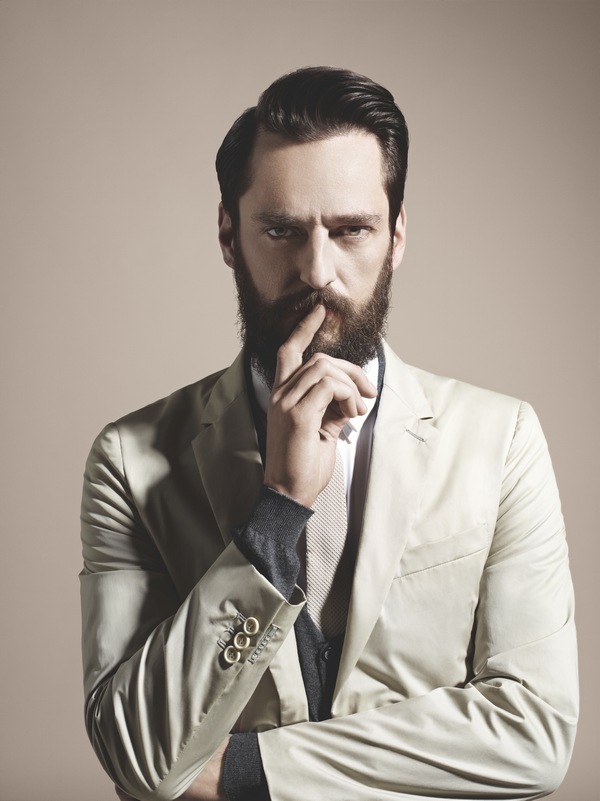 EL 1 2014 White Hot Male Marc 01 082