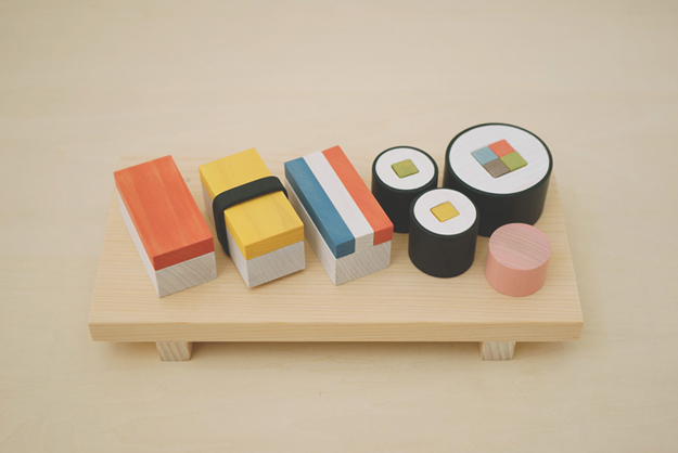 SUSHI WOOD 3