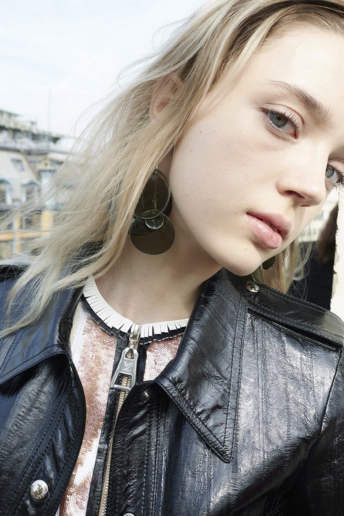 Louis-Vuitton-SS15-Womenswear Juergen-Teller-09