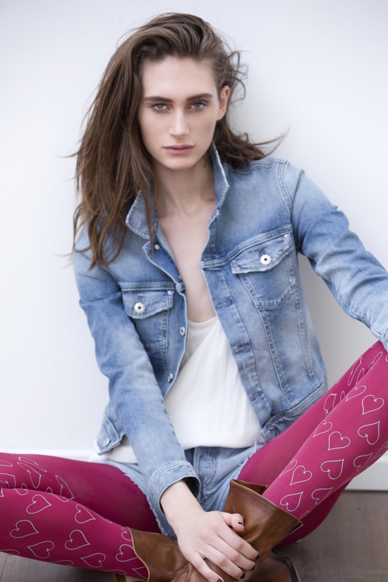 Zohara Art on tights16