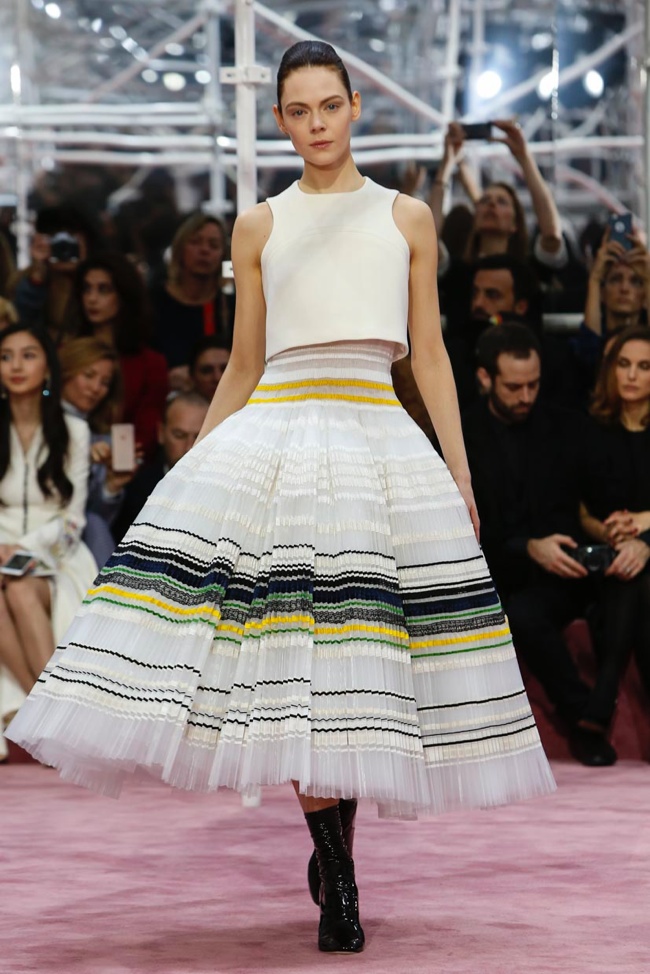 dior-haute-couture-spring-2015-runway-photos16