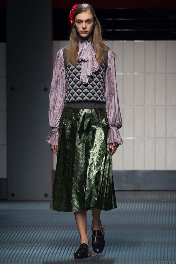 Gucci-Womens-FW15-Catwalk-Show-13