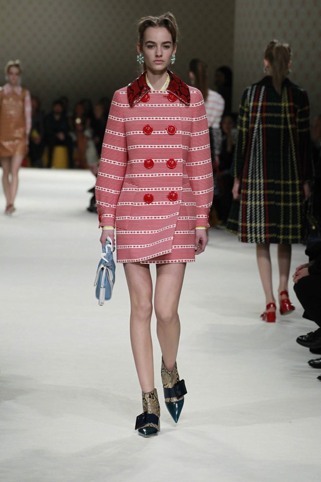 miu-miu-fall-winter-2015-runway16