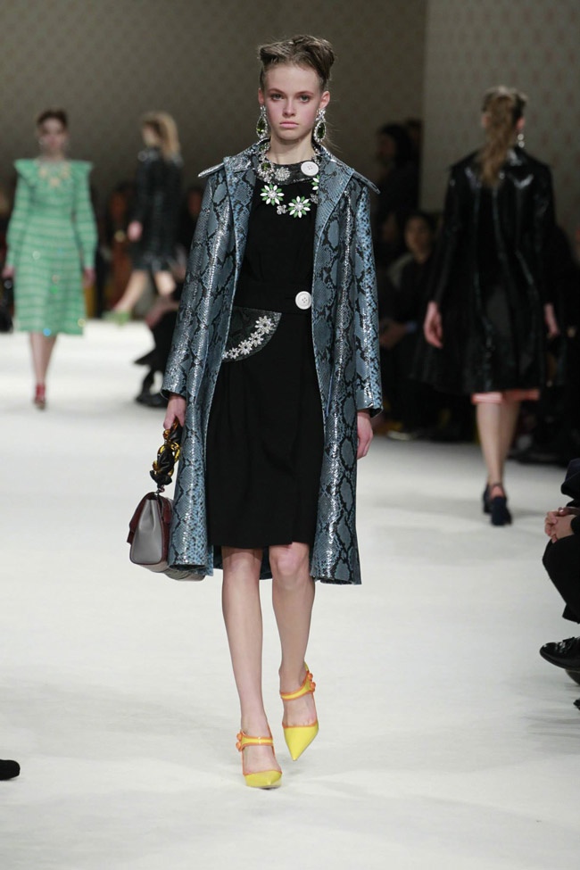 miu-miu-fall-winter-2015-runway34
