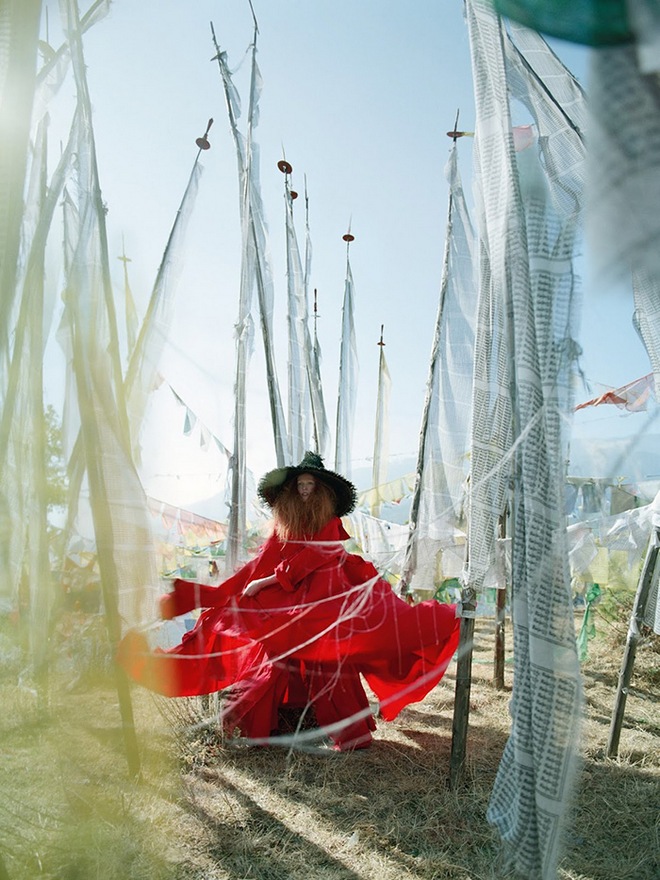 karen elson tim walker british vogue may 2015 10