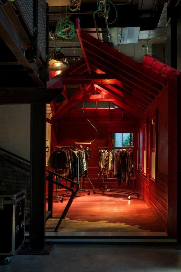 Replay The Stage store 2