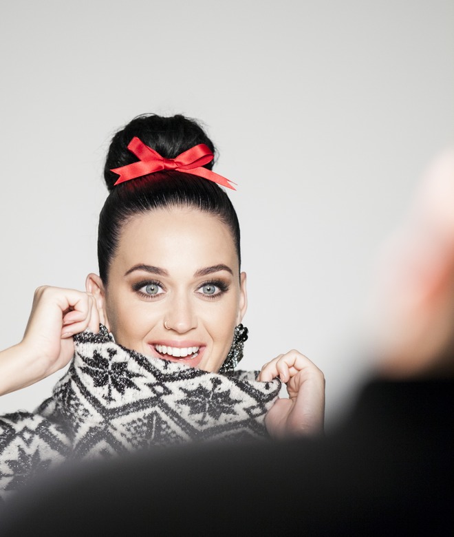 BTS HM Holiday 2015 Campaign cr