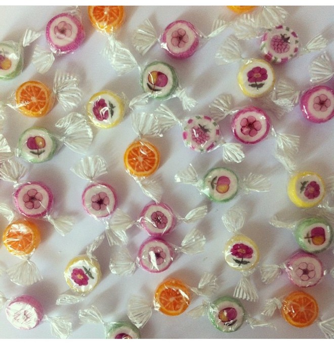 INSTA LIFE BELOWED LIFE 98