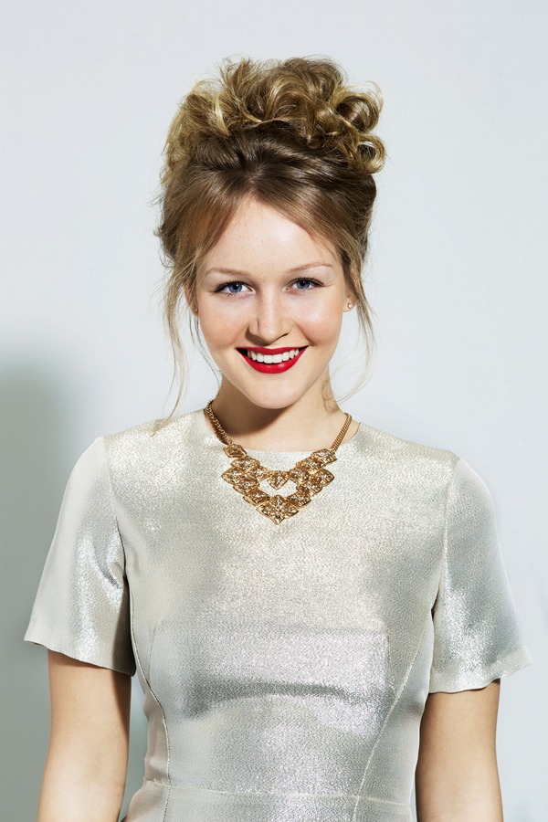 NIVEA Look Messy Up Do