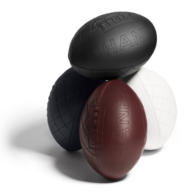 Rugby balls cr