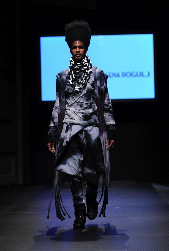 5.MO foto ANTO MAGZAN  modna revija modne dizajnerice MILENA ROGULJ