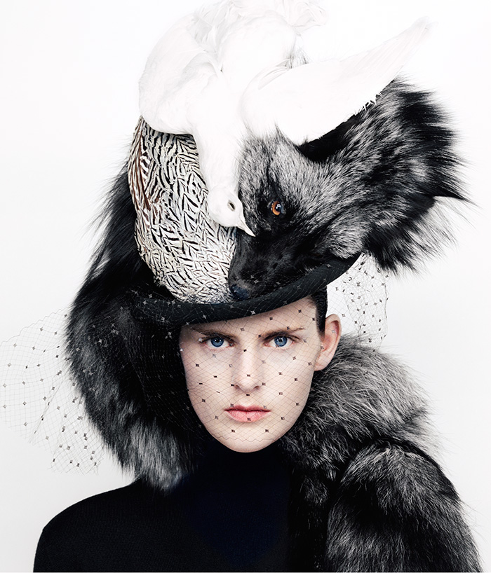 Dior-Looks-Nathaniel-Goldberg-1999.-Christian-Dior-Haute-Couture-par-John-Galliano-automne-hiver-1999