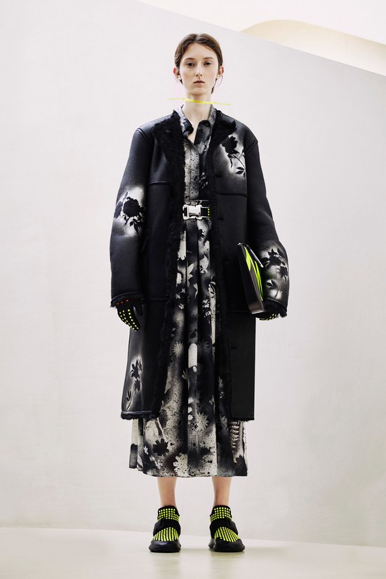 christopher-kane-pre-fall-2016-lookbook-20