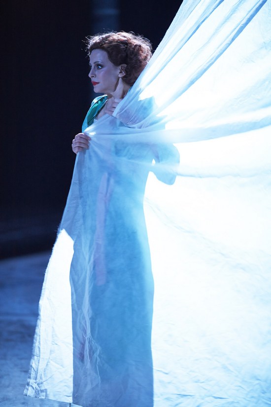 U prostranstvu Tennesseeja W 2