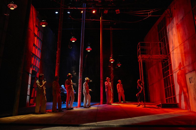 U prostranstvu Tennesseeja W 6