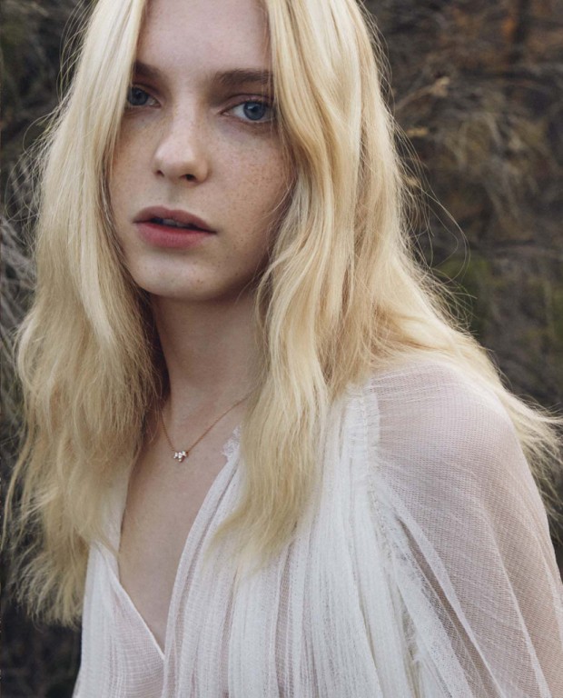 slata-semenko-evangeline-lindes-cut-loose-elle-us-march-16-620x768