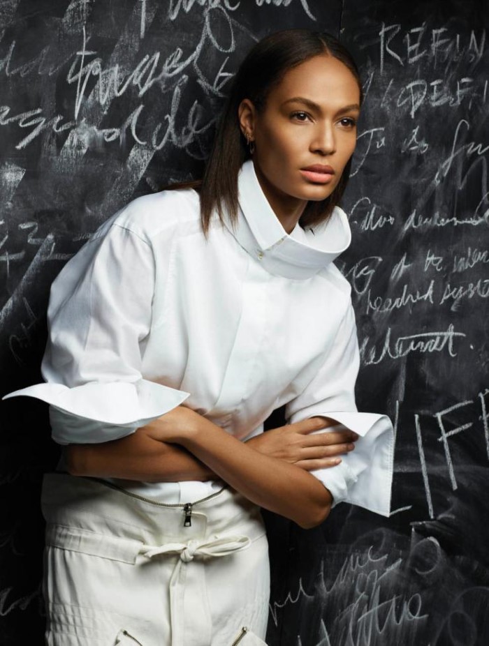 gigi-hadid-kendall-jenner-jerry-hall-joan-smalls-bella-hadid-by-karl-lagerfeld-for-v-magazine-spring-2016-6