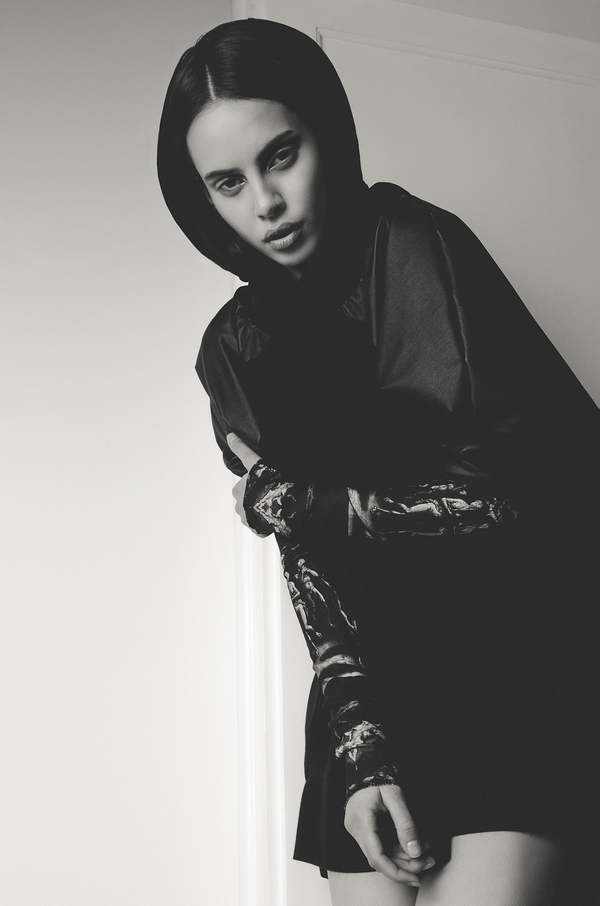 Coded Edge Kampanja Metonym 7