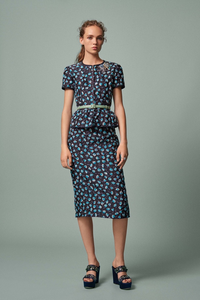 Oscar-de-la-Renta-Resort-2017-Collection07