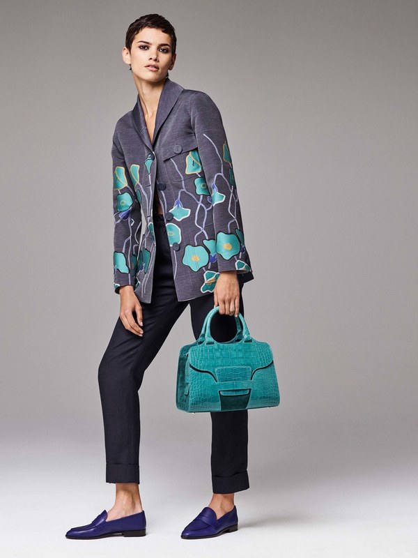 13-giorgio-armani-resort-17