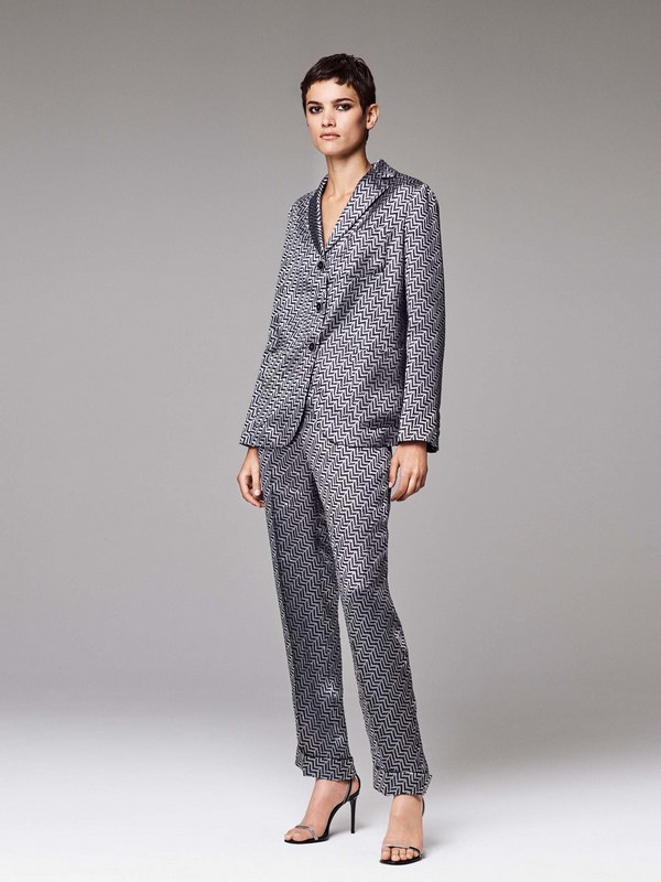 26-giorgio-armani-resort-17