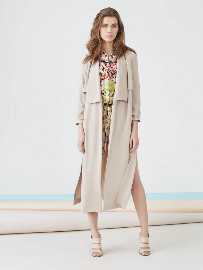 wallis 824492239082805