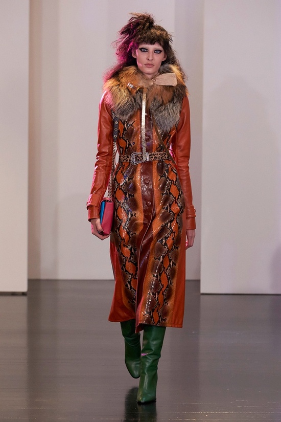 Marc-Jacobs-Resort-2017-Runway-Show04