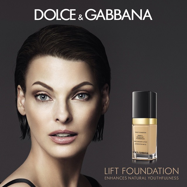 linda-evangelista-dolce-gabbana-lift-foundation