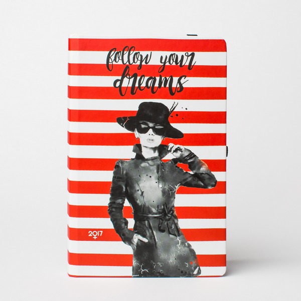 01  Zenski rokovnik 2017 Follow your dreams