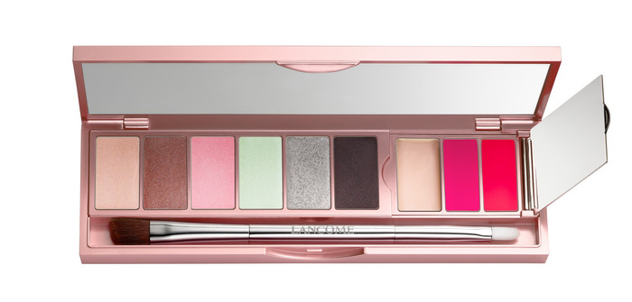 DayWearMatte Model JoanSmalls Global ExpiryDecemeber2017