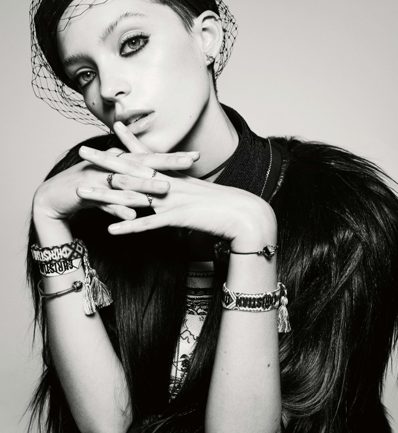 Loane Normand Model01